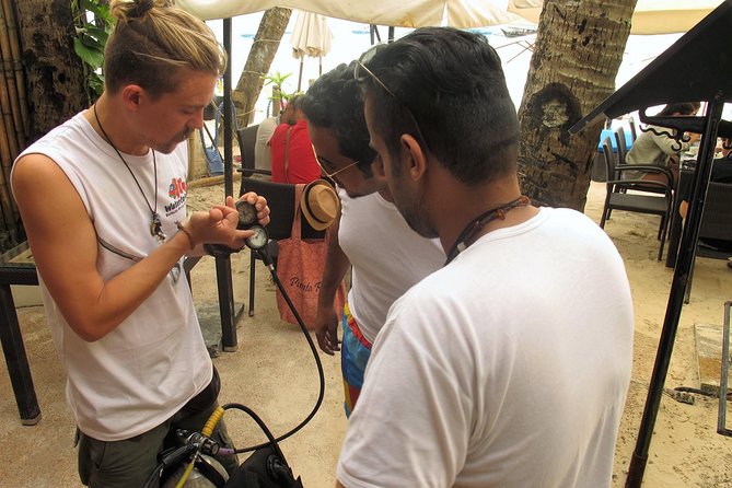 WaterColors - Discover Scuba Diving in Boracay - Meet your instructors, and why Jimmy and Ronald get repeated praise